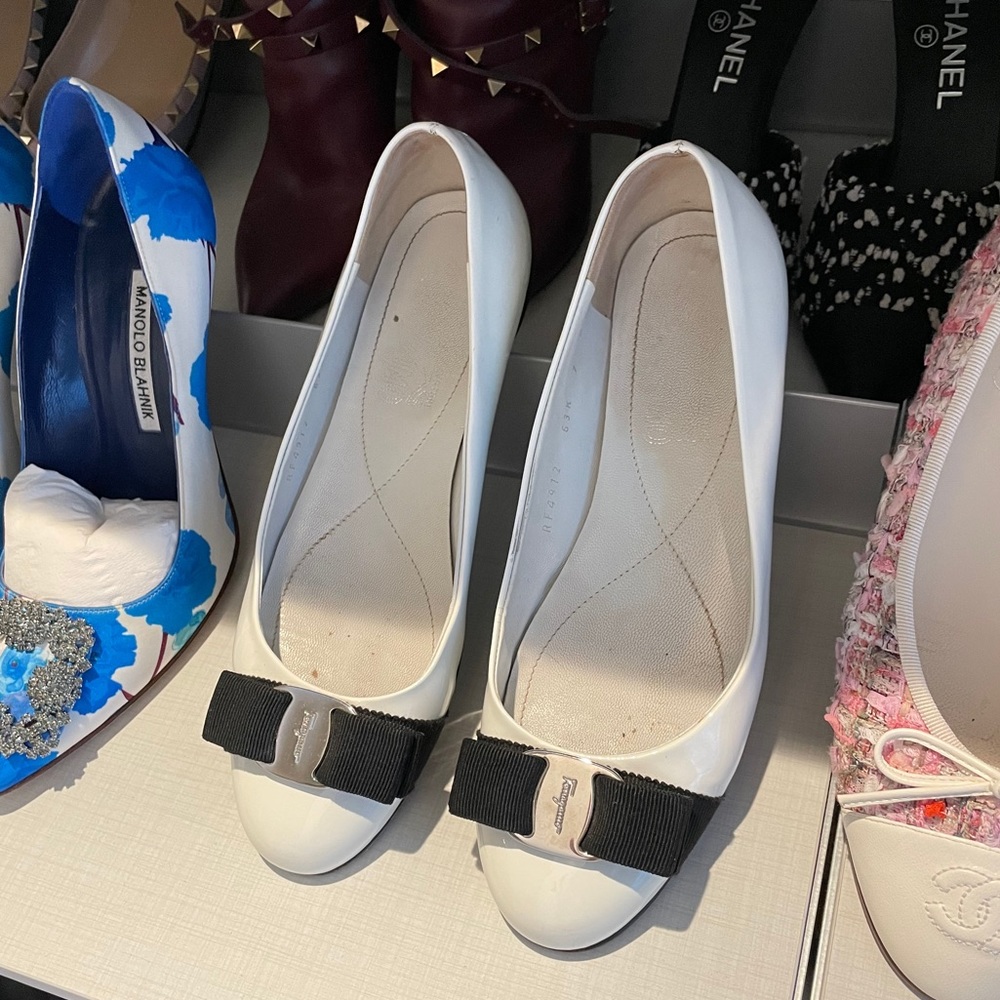 Ferragamo Varina Ballet Flats Size 7